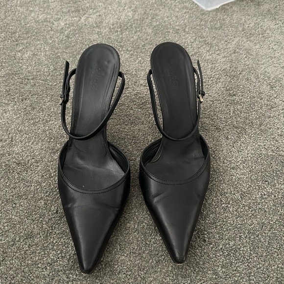Vintage Gucci heels size 38 - Picture 1 of 10